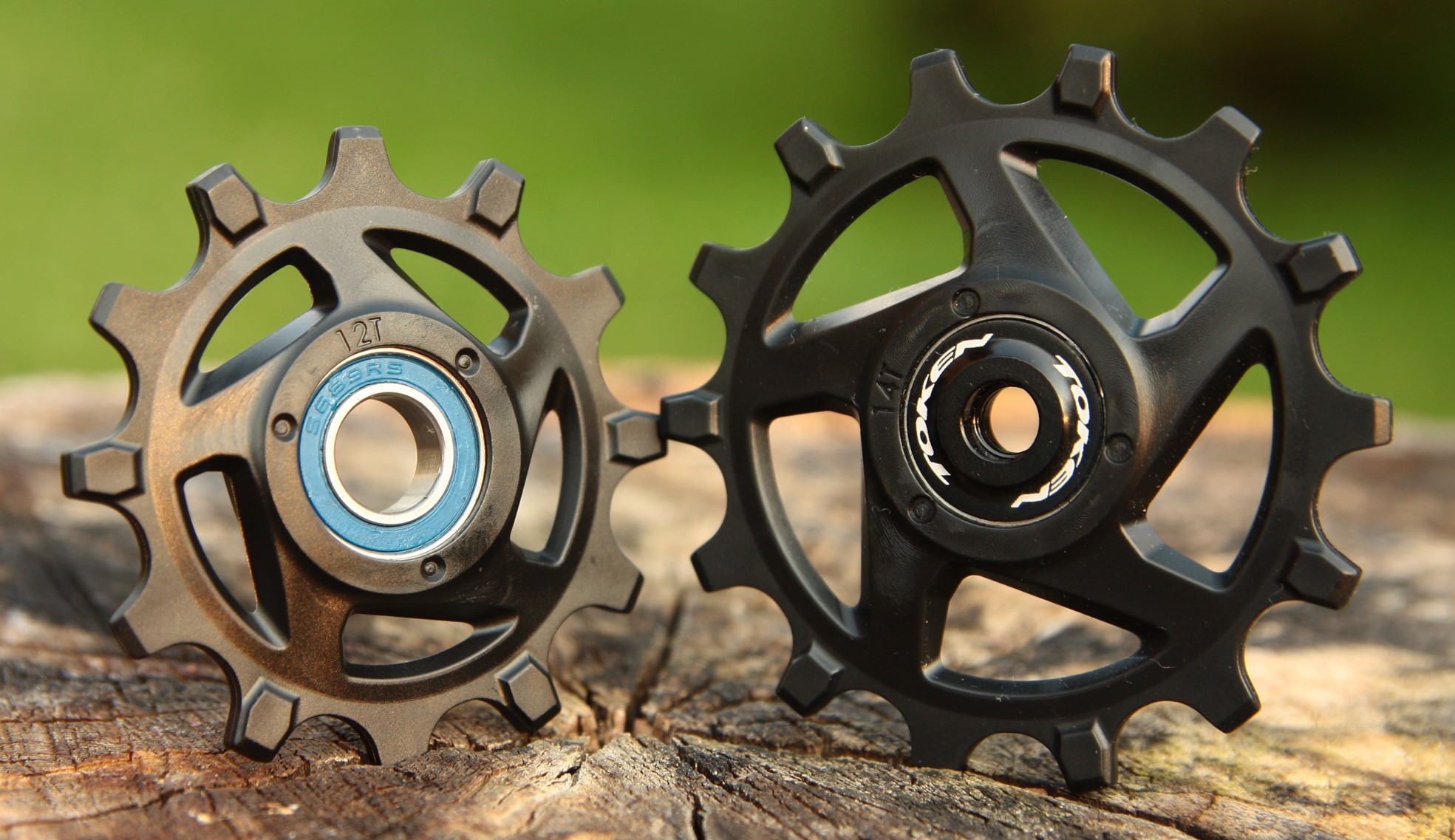 SRAM