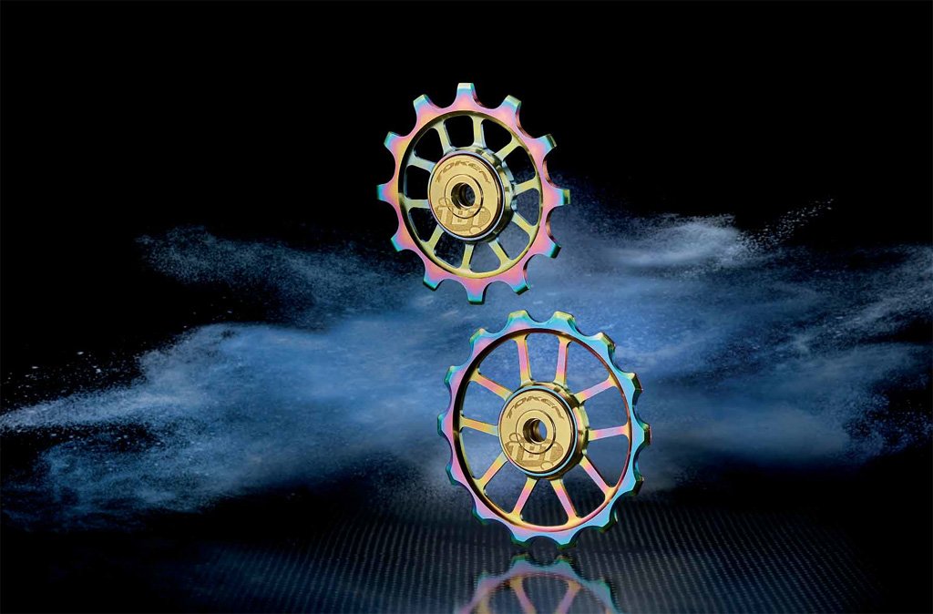 sram axs